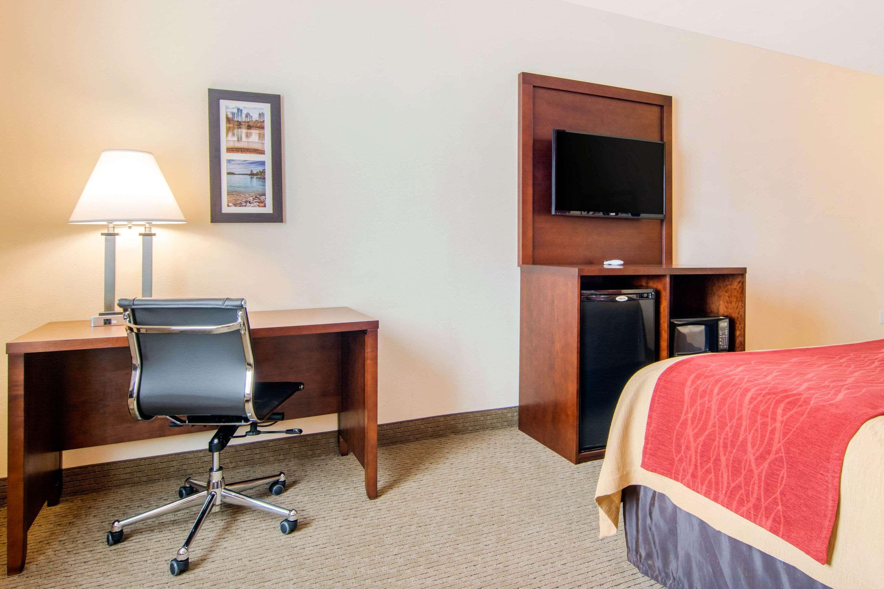 Comfort Inn & Suites Villa Rica Zewnętrze zdjęcie