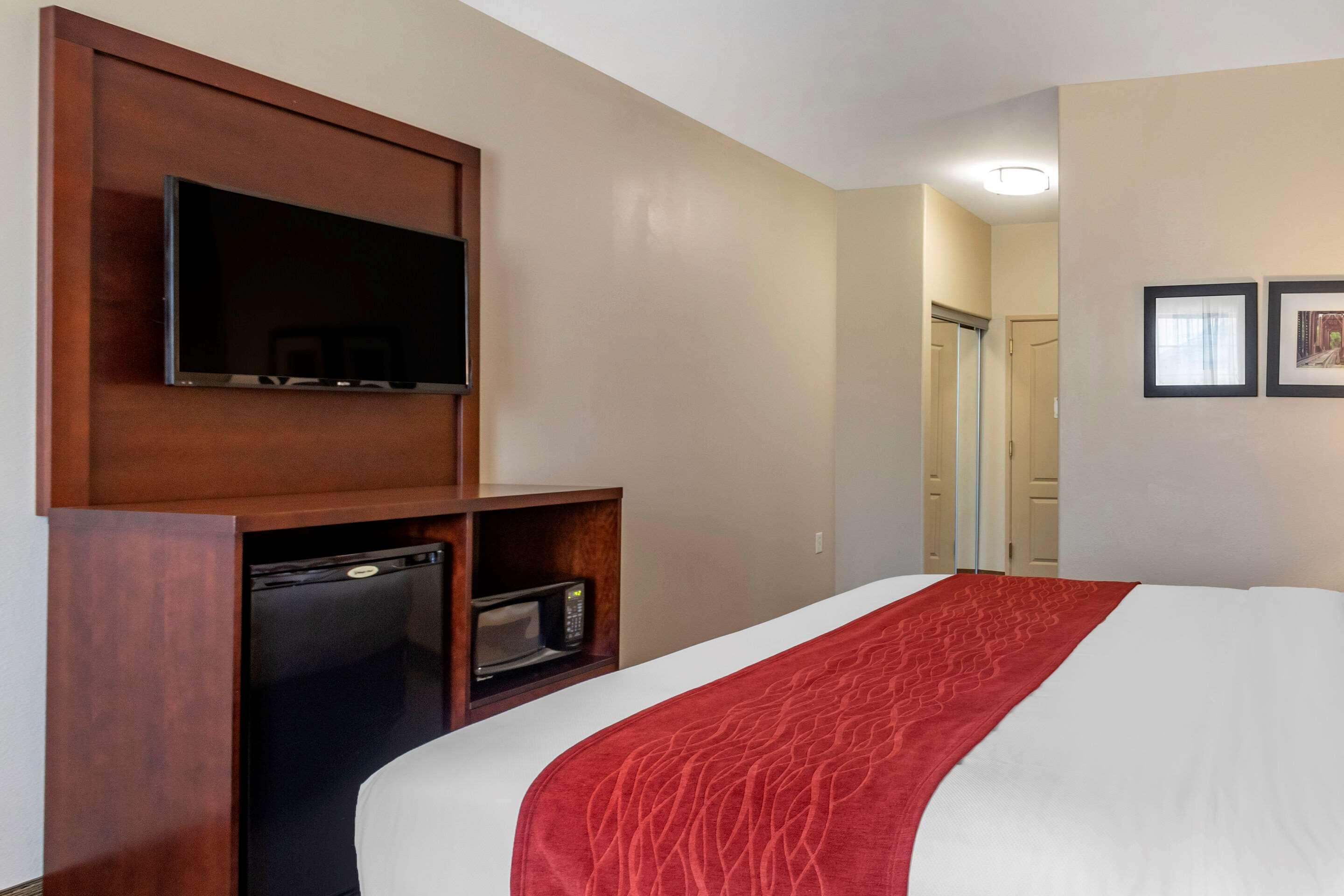 Comfort Inn & Suites Villa Rica Zewnętrze zdjęcie