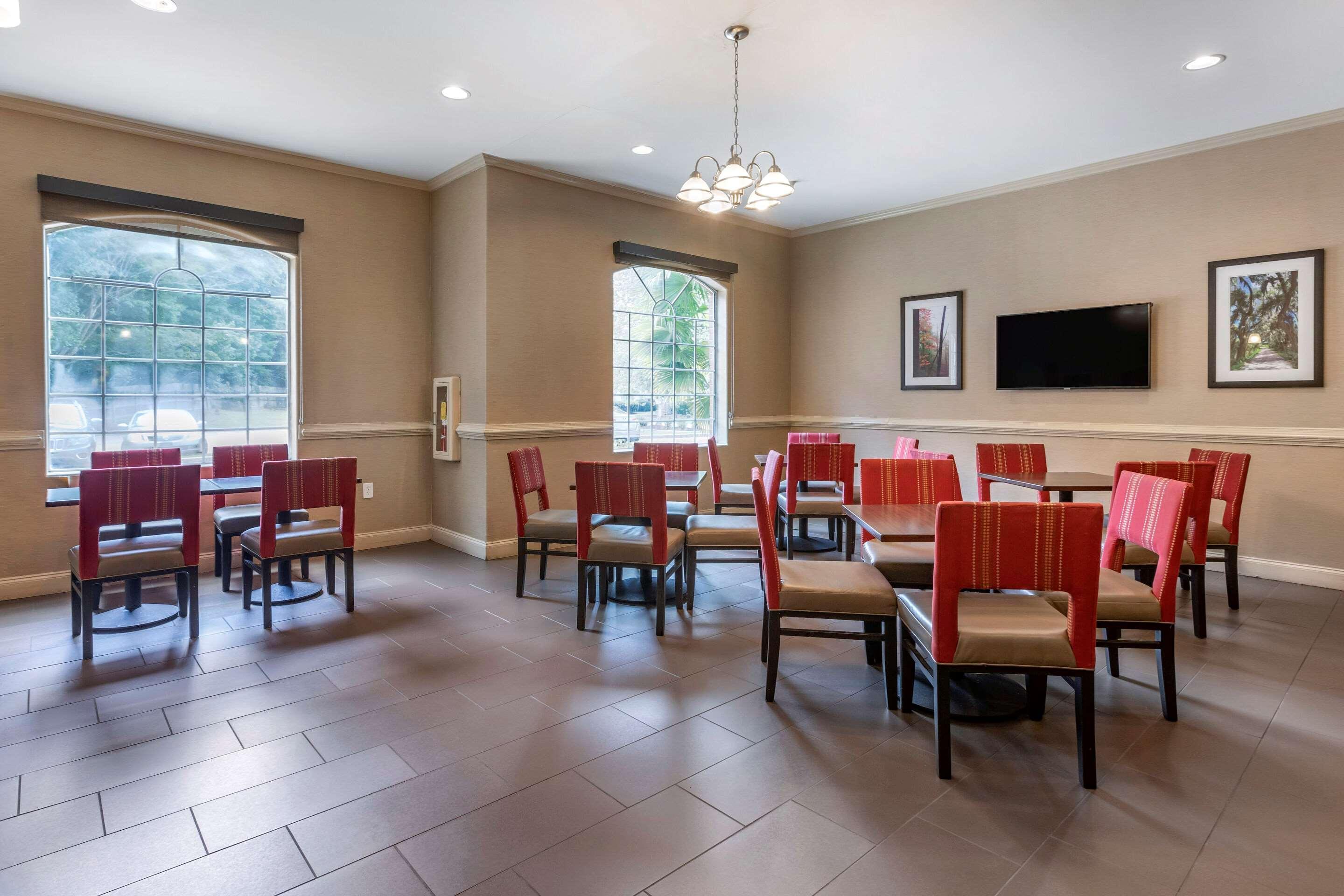 Comfort Inn & Suites Villa Rica Zewnętrze zdjęcie