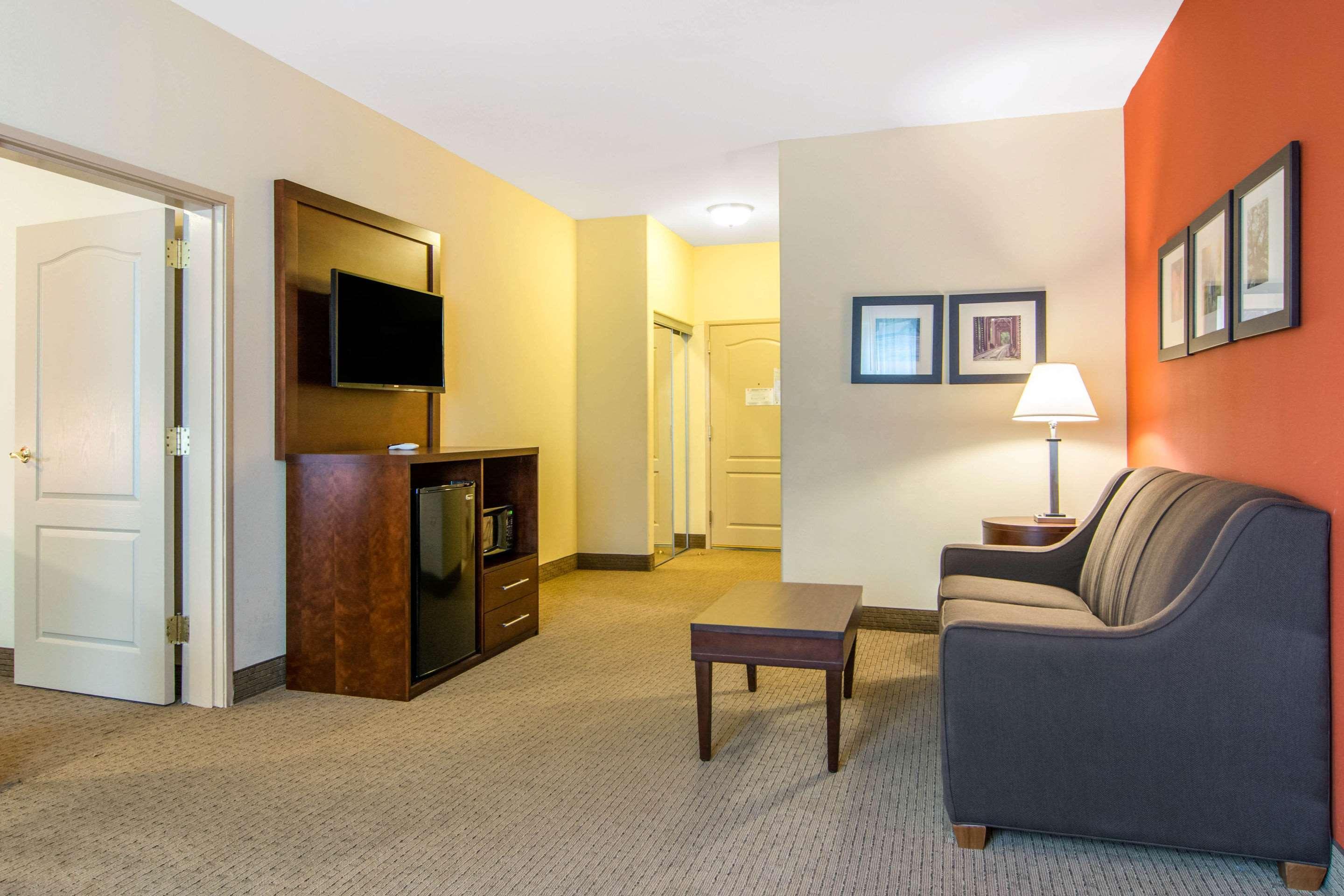 Comfort Inn & Suites Villa Rica Zewnętrze zdjęcie